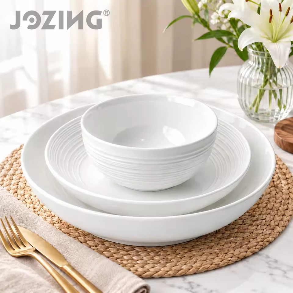 Wholesale White Ribbed Porcelain Plates And Bowls For Hotels