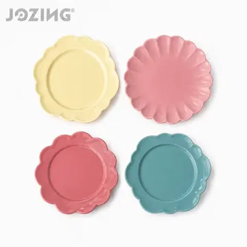8inch Flower-Shaped Ceramic Plates in Four Colors